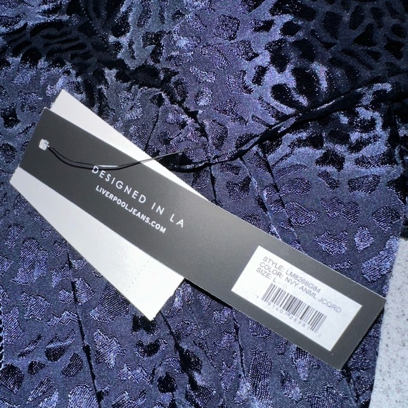 LIVERPOOL JEANS LOS ANGELES MIDNIGHT BLUE ANIMAL PRINT LONG SLEEVE BLOUSE LARGE - Picture 9 of 9